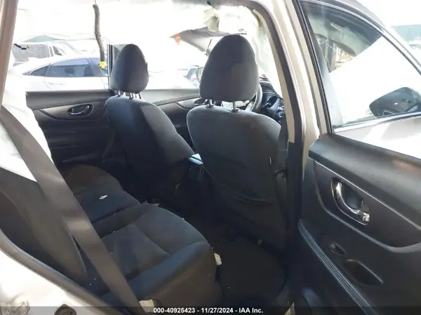 KNMAT2MV5GP713149 2016 NISSAN ROGUE - Image 8