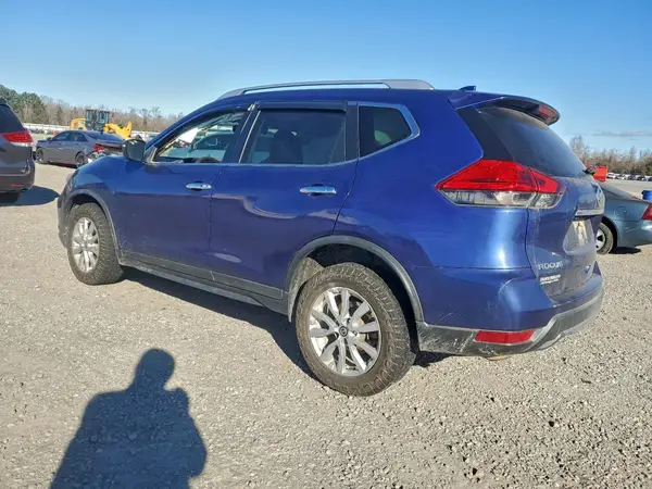 KNMAT2MV5HP502793 2017 NISSAN ROGUE - Image 2