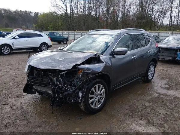 KNMAT2MV5HP503538 2017 NISSAN ROGUE - Image 2