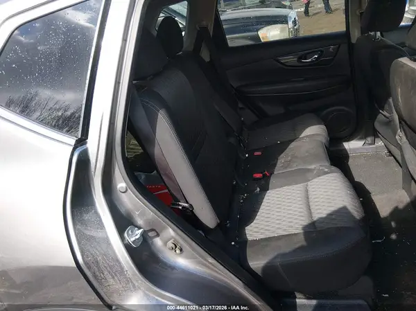 KNMAT2MV5HP503538 2017 NISSAN ROGUE - Image 8