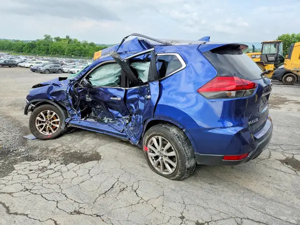 KNMAT2MV5HP505676 2017 NISSAN ROGUE - Image 2