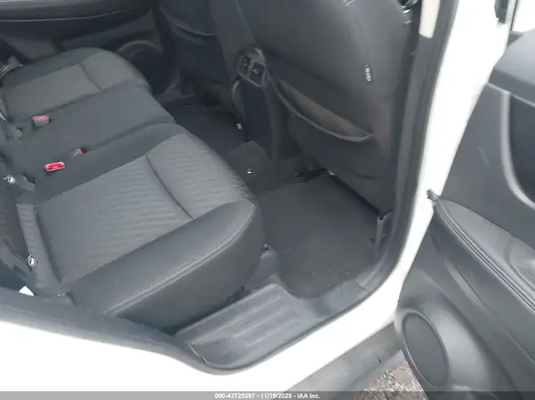 KNMAT2MV5HP509713 2017 NISSAN ROGUE - Image 8