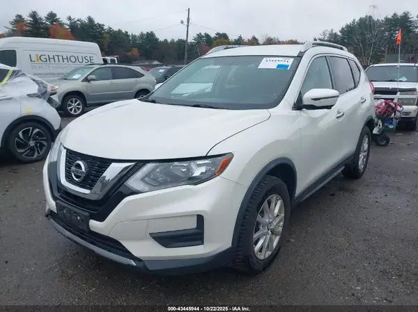KNMAT2MV5HP512448 2017 NISSAN ROGUE - Image 2