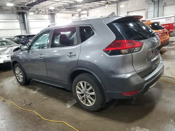 KNMAT2MV5HP519805 2017 NISSAN ROGUE - Image 2