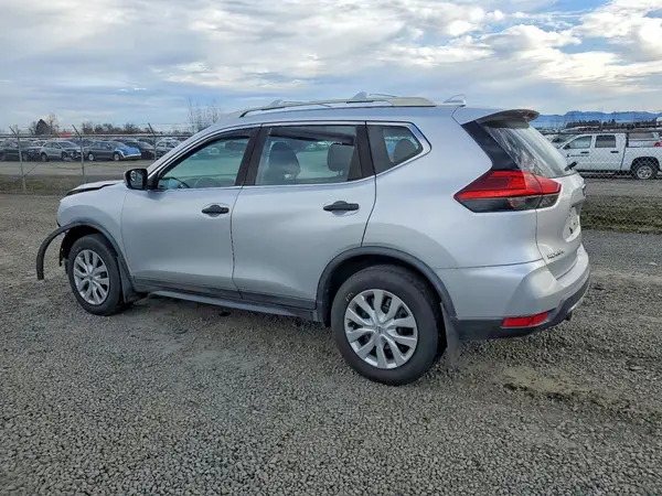 KNMAT2MV5HP521733 2017 NISSAN ROGUE - Image 2