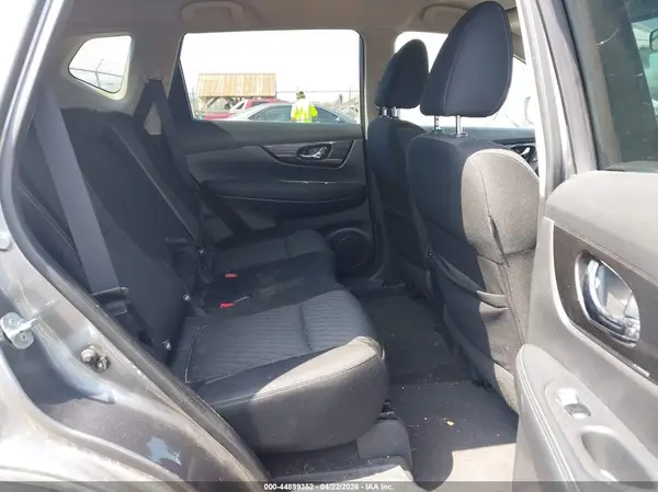 KNMAT2MV5HP530402 2017 NISSAN ROGUE - Image 8