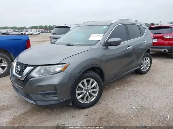 KNMAT2MV5HP532277 2017 NISSAN ROGUE - Image 2