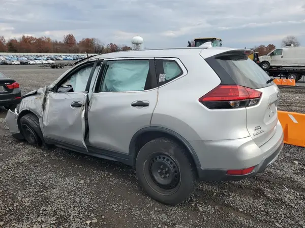KNMAT2MV5HP535373 2017 NISSAN ROGUE - Image 2