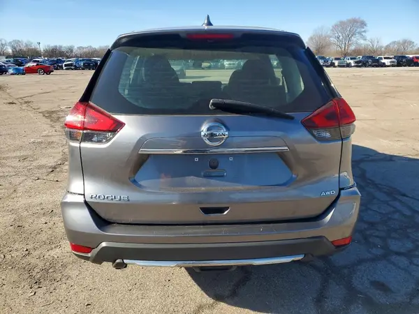 2017 NISSAN ROGUE auction photo 6