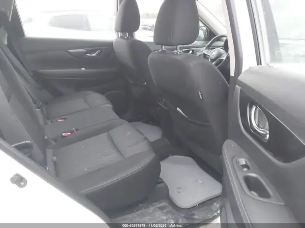 KNMAT2MV5HP537186 2017 NISSAN ROGUE - Image 8