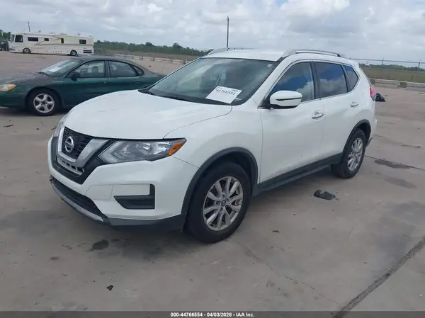 KNMAT2MV5HP545336 2017 NISSAN ROGUE - Image 2