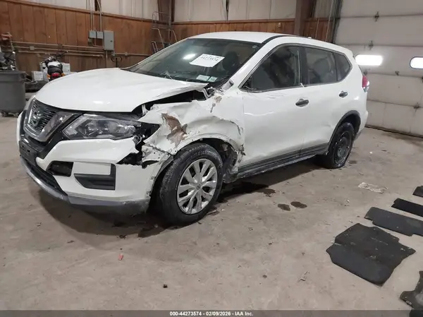 KNMAT2MV5HP546180 2017 NISSAN ROGUE - Image 2
