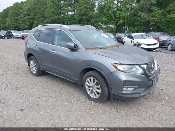 KNMAT2MV5HP546406 2017 NISSAN ROGUE - Image 1