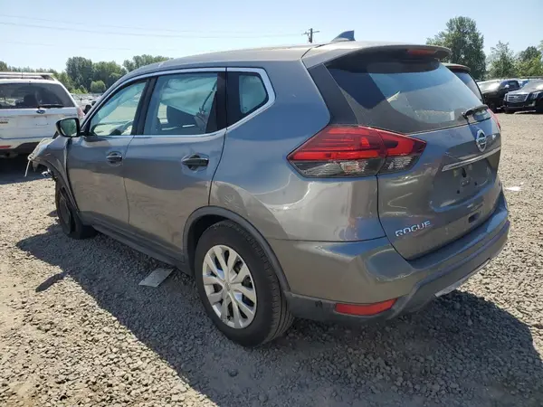 KNMAT2MV5HP558202 2017 NISSAN ROGUE - Image 2