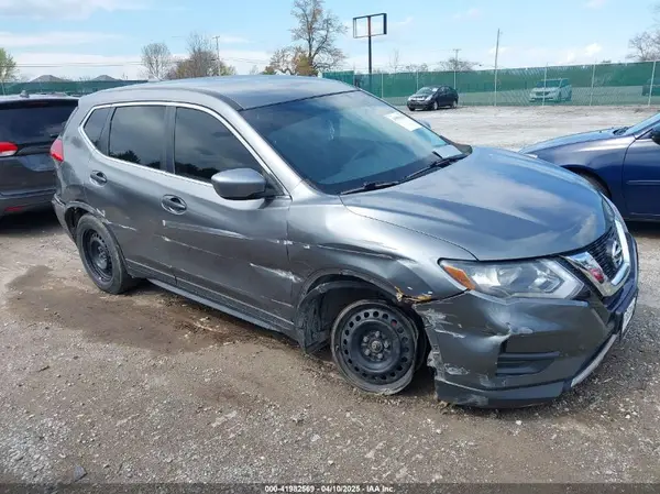 KNMAT2MV5HP560371 2017 NISSAN ROGUE - Image 1