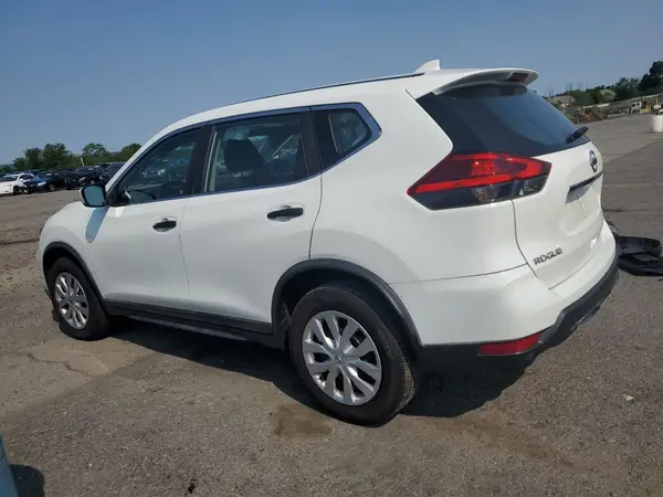KNMAT2MV5HP562508 2017 NISSAN ROGUE - Image 2