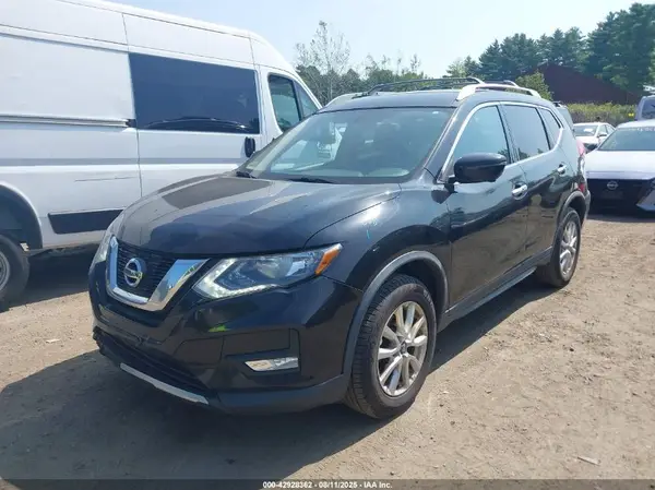 KNMAT2MV5HP563304 2017 NISSAN ROGUE - Image 2