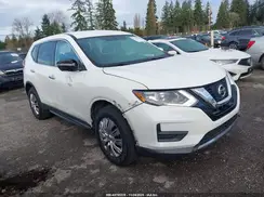 KNMAT2MV5HP565781 2017 NISSAN ROGUE