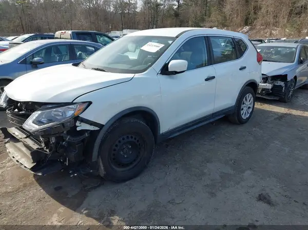 KNMAT2MV5HP566770 2017 NISSAN ROGUE - Image 2