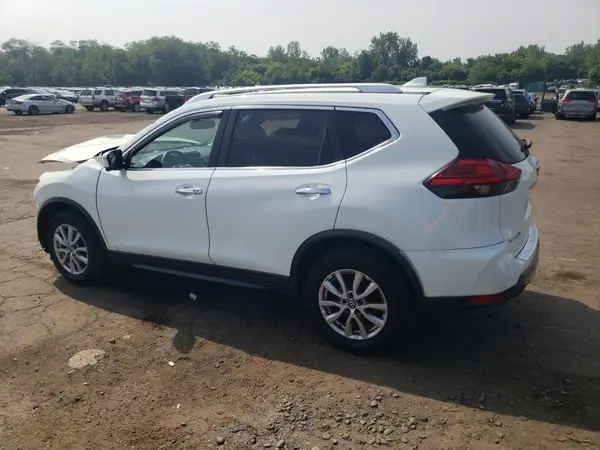 KNMAT2MV5HP568065 2017 NISSAN ROGUE - Image 2