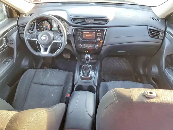 KNMAT2MV5HP570110 2017 NISSAN ROGUE - Image 8