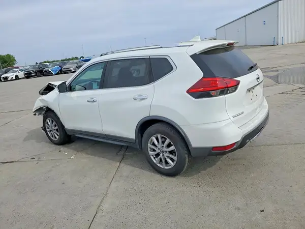 KNMAT2MV5HP581379 2017 NISSAN ROGUE - Image 2