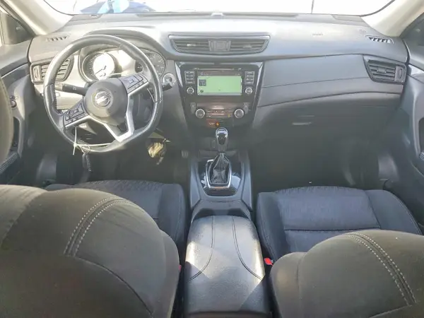 KNMAT2MV5HP586386 2017 NISSAN ROGUE - Image 8