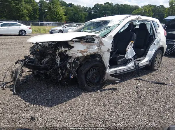 KNMAT2MV5HP593113 2017 NISSAN ROGUE - Image 2