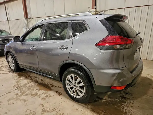 KNMAT2MV5HP598425 2017 NISSAN ROGUE - Image 2