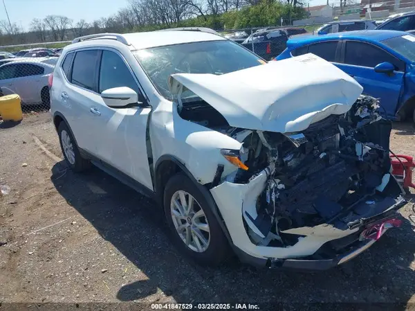 KNMAT2MV5HP603526 2017 NISSAN ROGUE - Image 1