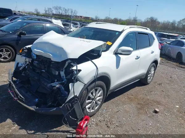 KNMAT2MV5HP603526 2017 NISSAN ROGUE - Image 2