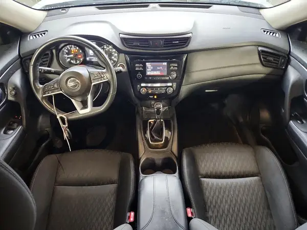 KNMAT2MV5HP603770 2017 NISSAN ROGUE - Image 8