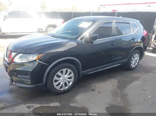 KNMAT2MV5HP605549 2017 NISSAN ROGUE - Image 2