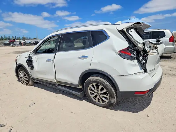 KNMAT2MV5HP606202 2017 NISSAN ROGUE - Image 2
