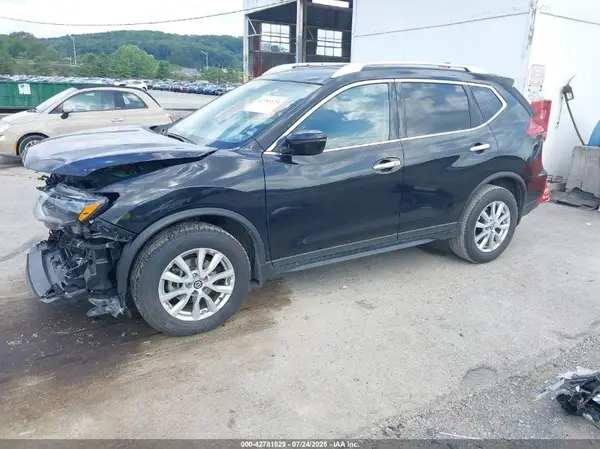 KNMAT2MV5HP606443 2017 NISSAN ROGUE - Image 2
