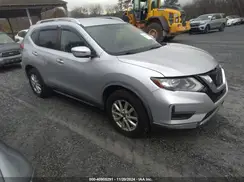 KNMAT2MV5HP608676 2017 NISSAN ROGUE