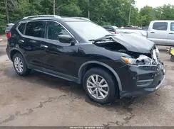 KNMAT2MV5HP611965 2017 NISSAN ROGUE