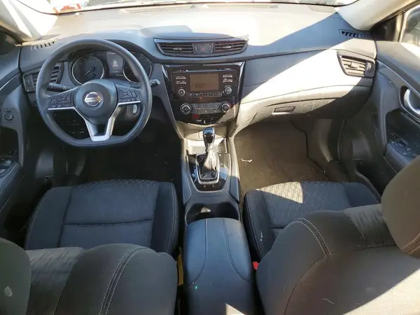 KNMAT2MV5HP615630 2017 NISSAN ROGUE - Image 8