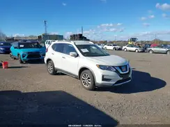 KNMAT2MV5HP615952 2017 NISSAN ROGUE