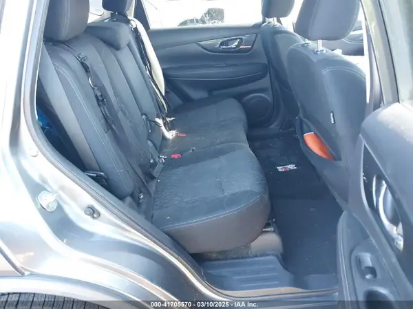 KNMAT2MV5JP500550 2018 NISSAN ROGUE - Image 8