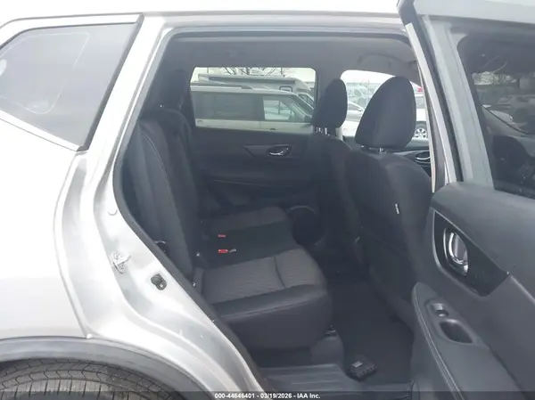 KNMAT2MV5JP503741 2018 NISSAN ROGUE - Image 8