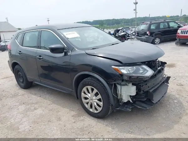 KNMAT2MV5JP504744 2018 NISSAN ROGUE - Image 1