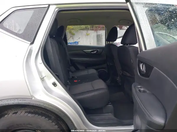 KNMAT2MV5JP506039 2018 NISSAN ROGUE - Image 8
