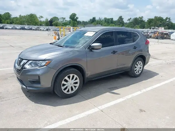 KNMAT2MV5JP509541 2018 NISSAN ROGUE - Image 2