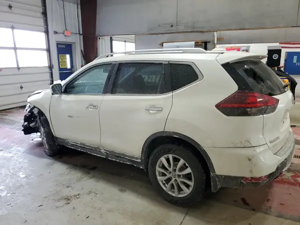 KNMAT2MV5JP516554 2018 NISSAN ROGUE - Image 2