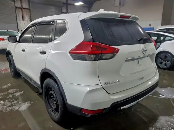 KNMAT2MV5JP522029 2018 NISSAN ROGUE - Image 2