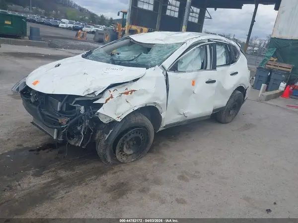 KNMAT2MV5JP522290 2018 NISSAN ROGUE - Image 2