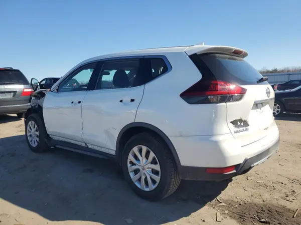 KNMAT2MV5JP524248 2018 NISSAN ROGUE - Image 2