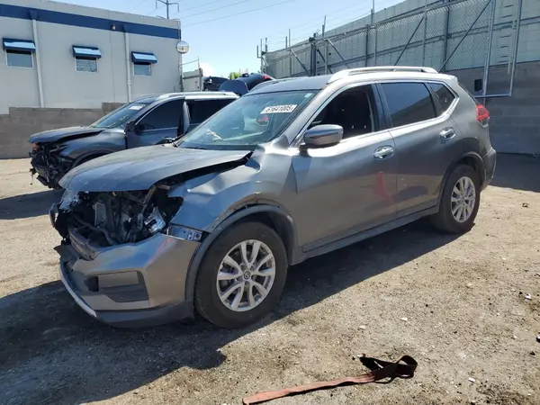 KNMAT2MV5JP526436 2018 NISSAN ROGUE - Image 1