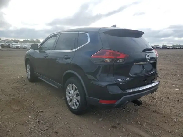 KNMAT2MV5JP526968 2018 NISSAN ROGUE - Image 2